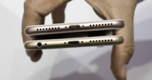 iPhone Charging Port iPhone Damage Repair and replacement from FLM 380 wireless services Brooklyn